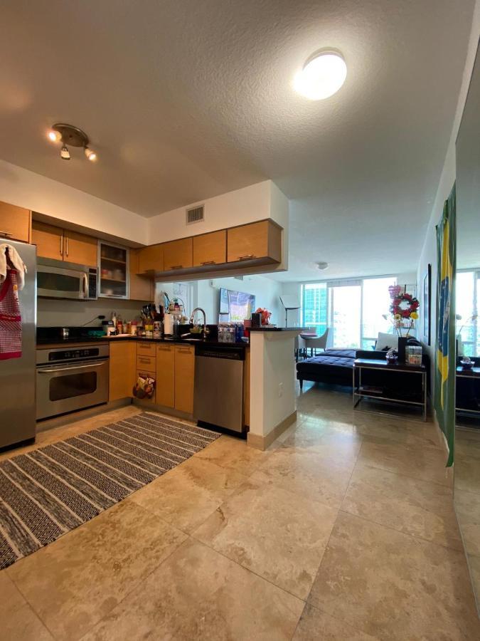 ميامي Comfortable Room In The Brickell City Center Area المظهر الخارجي الصورة