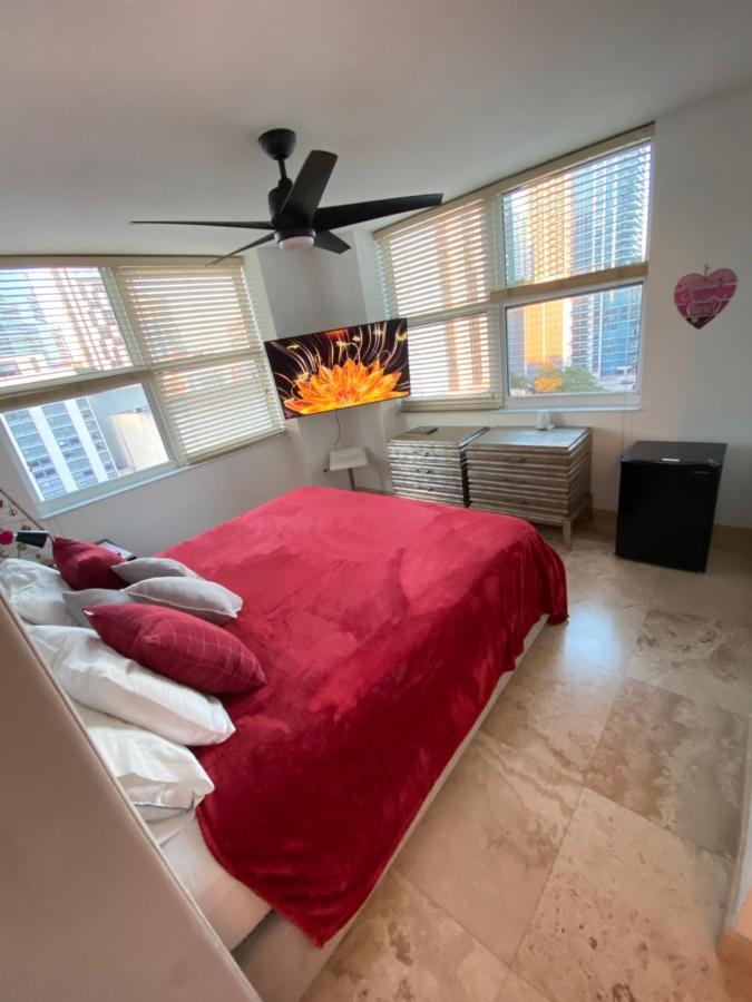 ميامي Comfortable Room In The Brickell City Center Area المظهر الخارجي الصورة