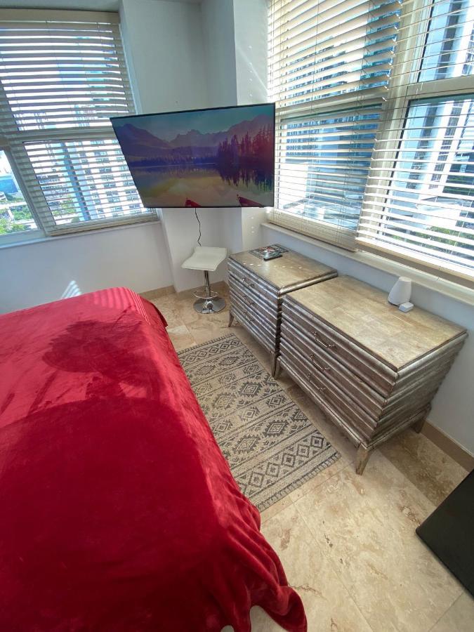 ميامي Comfortable Room In The Brickell City Center Area المظهر الخارجي الصورة