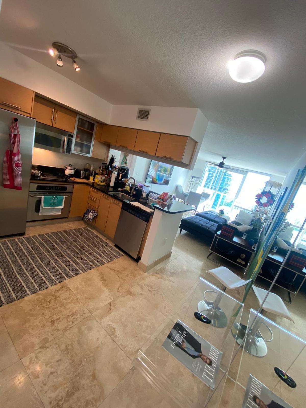 ميامي Comfortable Room In The Brickell City Center Area المظهر الخارجي الصورة