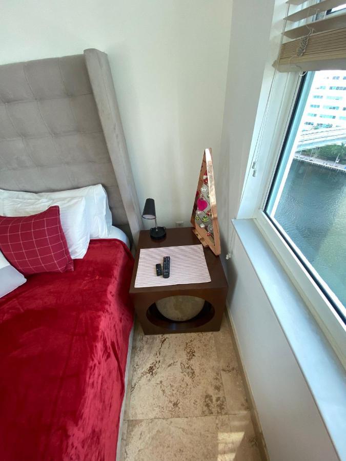 ميامي Comfortable Room In The Brickell City Center Area المظهر الخارجي الصورة